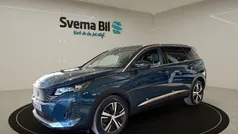 Blåmetallic Begagnad 2023 Peugeot 5008 GT Minibuss | 309 900 kr (Marknadspris)
