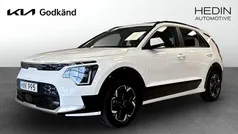 Vit (white) Begagnad 2022 Kia e-Niro SUV | 319 900 kr (Marknadspris)