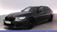 Grå Begagnad 2020 BMW 530e M Sport Kombi | 387 900 kr (Dyr)