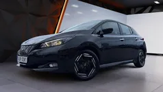 Svart Begagnad 2022 Nissan Leaf Acenta Halvkombi | 174 900 kr (Bra pris)