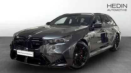 Begagnad BMW M5 Comfort Edition 727 HK (534 kW) 2025 Kombi