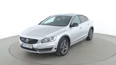 Begagnad 2015 Volvo S60 CC Summum Sedan | 239 000 kr (Marknadspris)