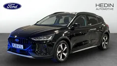 Svart (black) Begagnad 2022 Ford Focus Active Halvkombi | 204 900 kr (Marknadspris)