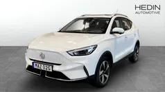 Vit (white) Begagnad 2022 MG ZS Luxury Sedan | 244 900 kr (Superpris)
