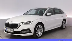 Vit Begagnad 2021 Skoda Octavia Style Kombi | 254 900 kr (Marknadspris)