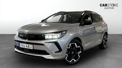 Begagnad Opel Grandland X Ultimate 200 HK (147 kW) 2022 Grå (grey) SUV