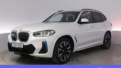 Vit Begagnad 2022 BMW iX3 M Sport SUV | 429 900 kr (Marknadspris)