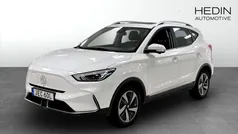 Vit (white) Begagnad 2022 MG ZS Luxury Sedan | 249 900 kr (Bra pris)