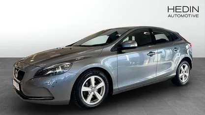 Begagnad Volvo V40 Kinetic 120 HK (88 kW) 2016 Grå Halvkombi