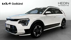 Vit (white) Begagnad 2022 Kia e-Niro SUV | 289 900 kr (Marknadspris)