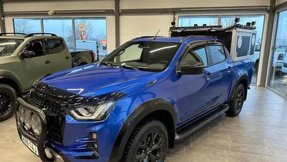 Blå Begagnad 2023 Isuzu D-Max Pickup | 439 900 kr