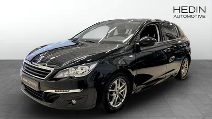 Svart Begagnad 2017 Peugeot 308 Halvkombi | 104 900 kr (Marknadspris)