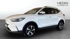 Vit (white) Begagnad 2022 MG ZS Luxury Sedan | 244 900 kr (Marknadspris)