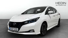 Svart Begagnad 2022 Nissan Leaf N-Connecta Halvkombi | 174 900 kr (Marknadspris)