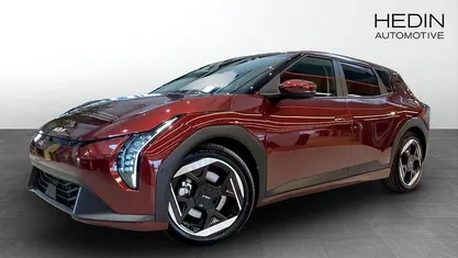 Ny Kia EV4 Plus 150 kW (204 HK) 2025 Röd Halvkombi