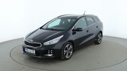 Svart Begagnad 2015 Kia Ceed GT-Line Halvkombi | 113 000 kr (Marknadspris)
