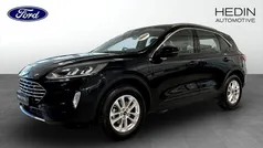 Svart (black) Begagnad 2022 Ford Kuga Titanium SUV | 243 900 kr (Marknadspris)