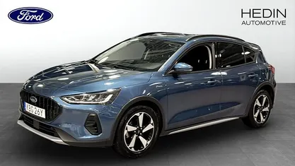 Begagnad Ford Focus Active 125 HK (91 kW) 2023 Blå Halvkombi