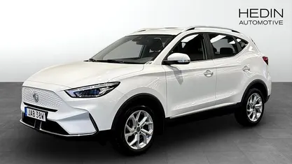 Begagnad MG ZS Comfort 114 kW (156 HK) 2022 Vit Halvkombi