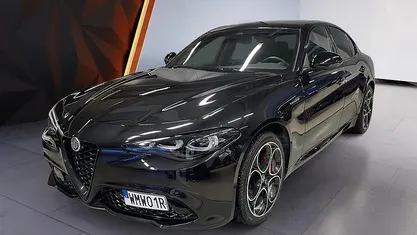 Begagnad 2023 Alfa Romeo Giulia Veloce Sedan | 529 900 kr