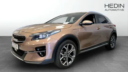 Begagnad Kia XCeed Advance 105 HK (77 kW) 2022 Brun (black) SUV