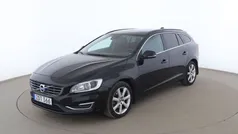 Svart Begagnad 2018 Volvo V60 Momentum Kombi | 151 000 kr (Marknadspris)