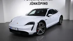 Ljusgrå (grey) Begagnad 2022 Porsche Taycan 4S Cross Turismo Sedan | 899 000 kr (Marknadspris)