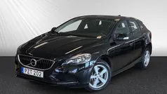 Svart Begagnad 2016 Volvo V40 Business Edition Kombi | 144 900 kr (Marknadspris)