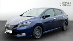 Mörkblå (blue) Begagnad 2022 Nissan Leaf N-Connecta Halvkombi | 189 900 kr (Marknadspris)