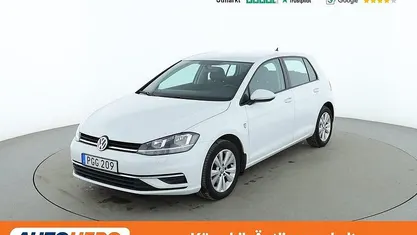 Vit Begagnad 2017 VW Golf VII Halvkombi | 128 000 kr (Marknadspris)