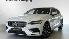 Vit Begagnad 2022 Volvo V60 Core Kombi | 349 900 kr (Marknadspris)