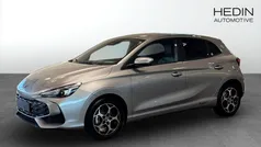 Grå (silver) Ny 2025 MG MG3 Luxury Halvkombi | 269 990 kr (Marknadspris)
