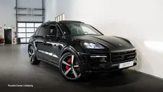 Svart (black) Begagnad 2024 Porsche Cayenne S E-Hybrid SUV | 1 199 000 kr (Superpris)