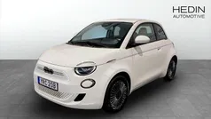 Vit (white) Begagnad 2022 Fiat 500e Icon Halvkombi | 159 800 kr (Bra pris)