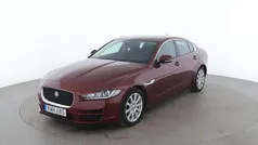 Röd Begagnad 2016 Jaguar XE Sedan | 178 000 kr (Marknadspris)