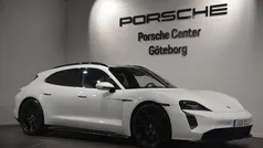 Vit (white) Begagnad 2022 Porsche Taycan GTS Sport Turismo Sedan | 989 000 kr (Bra pris)