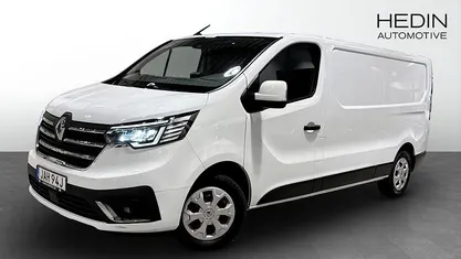 Begagnad 2023 Renault Trafic Minibuss | 250 000 kr (Superpris)