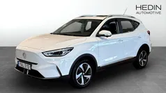 Vit (white) Begagnad 2022 MG ZS Luxury Sedan | 254 900 kr (Superpris)
