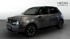 Ljusgrå (grey) Begagnad 2020 Honda e Advance Halvkombi | 169 900 kr (Marknadspris)