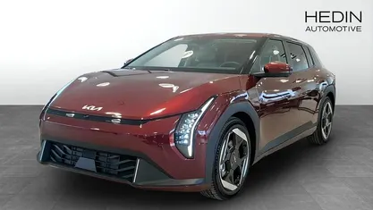 Svart Ny 2026 Kia EV4 Plus Halvkombi | 495 500 kr (Marknadspris)