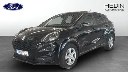 Svart Begagnad 2022 Ford Puma ST-Line SUV | 209 900 kr (Marknadspris)