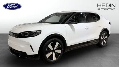 Frozen white Ny 2025 Ford Capri Business Edition SUV | 530 000 kr (Marknadspris)