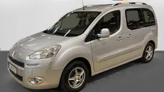 Grå Begagnad 2014 Peugeot Partner Tepee Minibuss | 73 900 kr (Lite dyr)