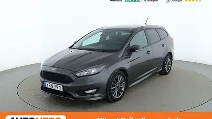 Grå Begagnad 2017 Ford Focus ST-Line Kombi | 114 000 kr (Marknadspris)