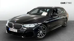 Grå (grey) Begagnad 2022 BMW 520 M Sport Kombi | 384 900 kr (Superpris)