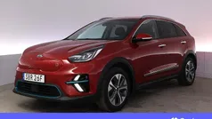 Röd Begagnad 2020 Kia e-Niro Advance SUV | 240 900 kr (Marknadspris)