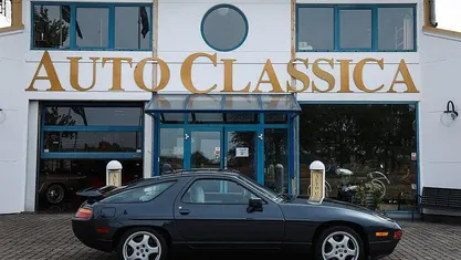 Mörkblå metallic Begagnad 1987 Porsche 928 Sportkupé | 285 000 kr