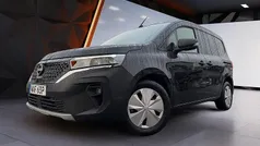 Svart Begagnad 2023 Nissan Townstar N-Connecta Minibuss | 249 900 kr (Marknadspris)