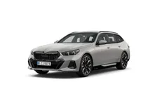 Oxide grey metallic Ny 2025 BMW 550e Comfort Edition Kombi | 965 000 kr (Bra pris)