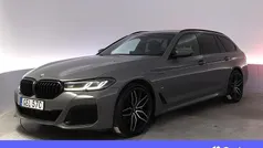 Grå Begagnad 2020 BMW 530e M Sport Kombi | 374 900 kr